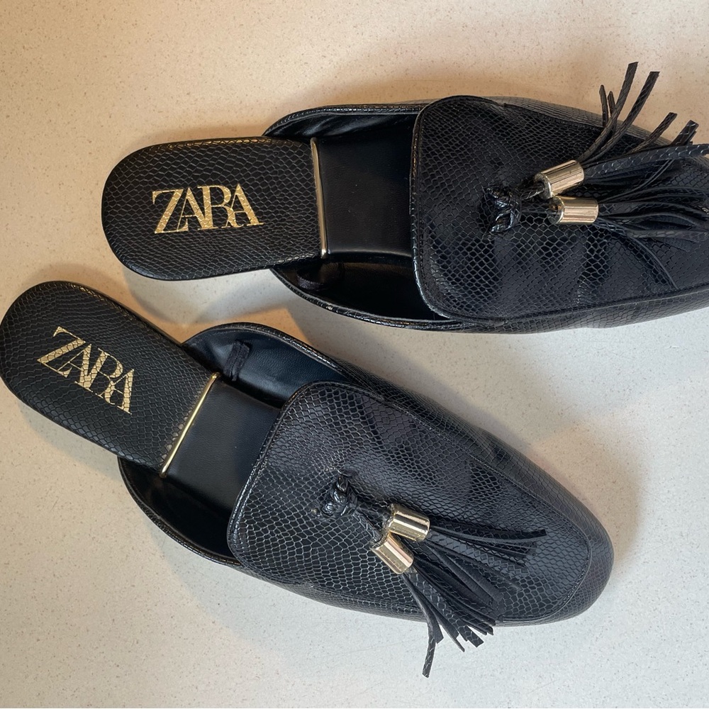 Zara Elegant Black Loafers